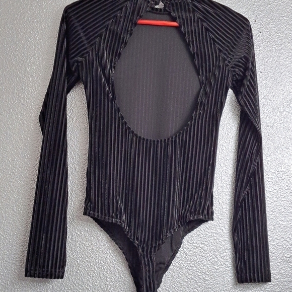 Lulu's Black Semi Sheer Bodysuit    Size XS - Picture 2 of 6